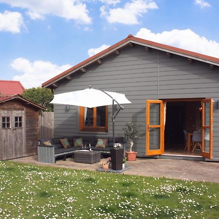 Villa Emilia - Gemuetliches Kinderfreundliches Blockhaus Mit Umzaeuntem Garten シント・アナラント エクステリア 写真